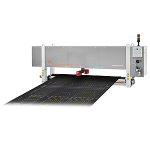 Profile thickness measurement of roller head installation