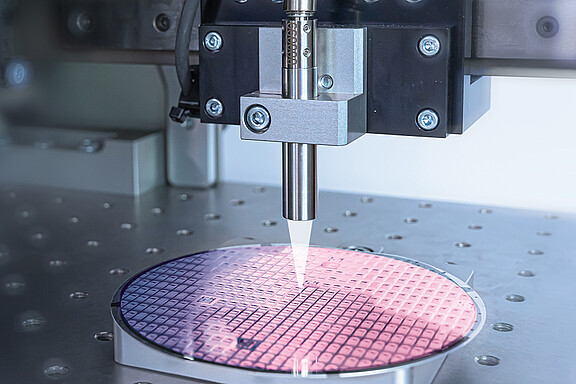 Thickness measurement of silicon wafers
