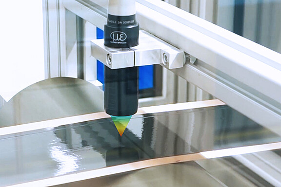 Thickness measurement of wet layers