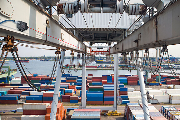 Reliable measurement at long distances
